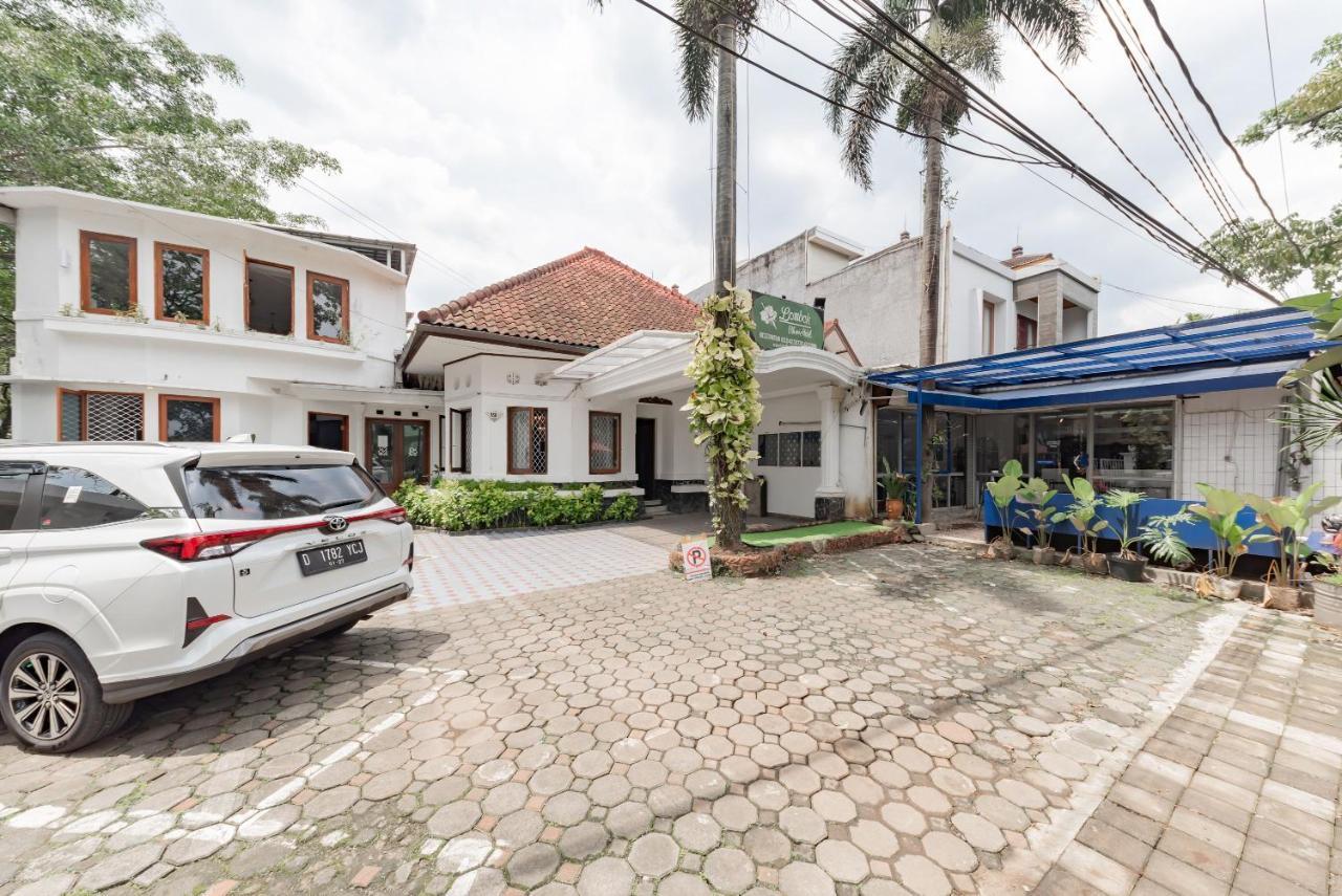 Hotel O Bandung Near Stadion Siliwangi Formerly The Ethnic Hotel Bandung Esterno foto