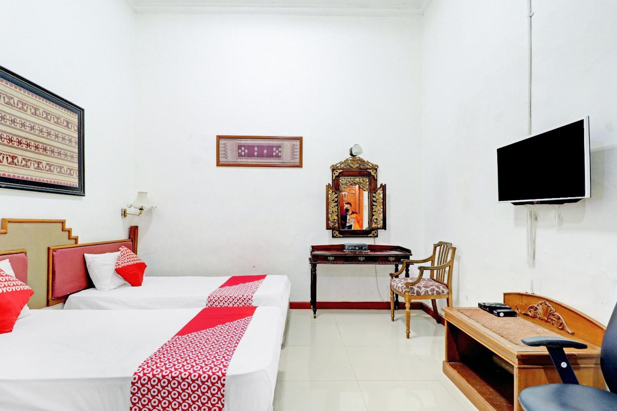 Hotel O Bandung Near Stadion Siliwangi Formerly The Ethnic Hotel Bandung Esterno foto