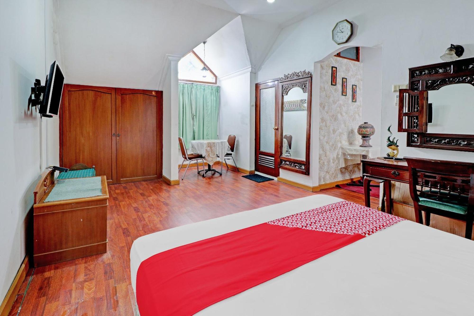 Hotel O Bandung Near Stadion Siliwangi Formerly The Ethnic Hotel Bandung Esterno foto